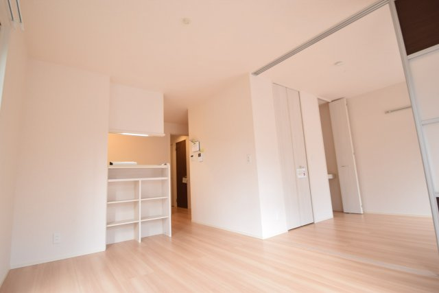 リヴェールＢの居間・リビング|使い勝手の良い間取りです