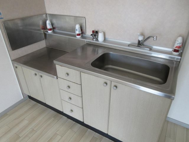 サンビレッジ出合Ⅰのキッチン