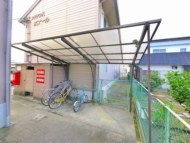 レジデンスボナール　Ⅱのその他共用部分|自転車置き場が設置されてます