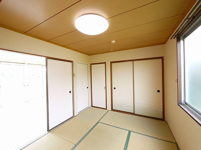 レジデンスボナール　Ⅱの和室|明るい和室です