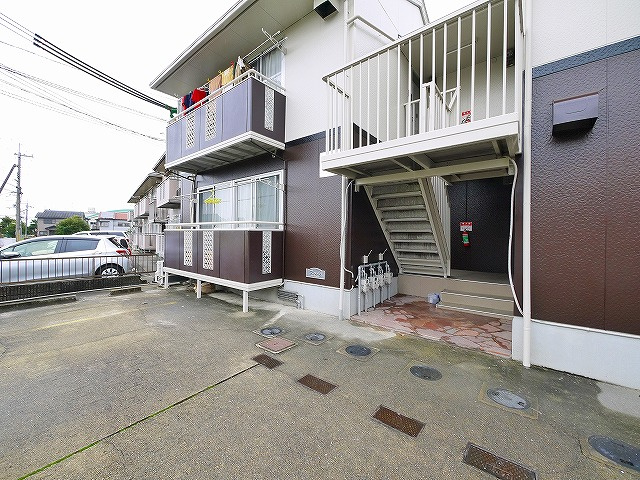 レジデンスボナール　Ⅱのその他共用部分|階段前