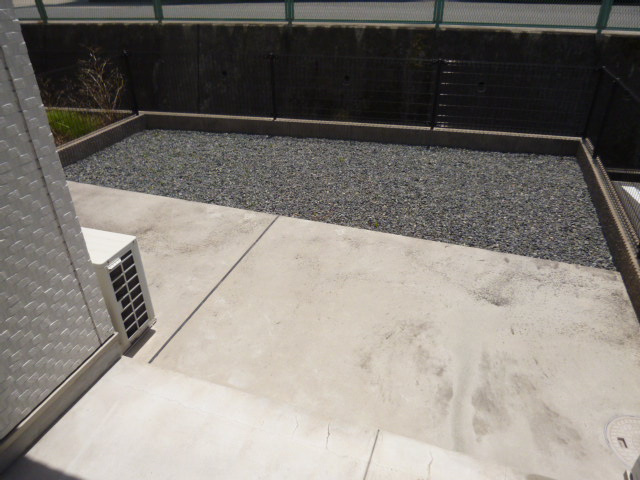 クラスのバルコニー|専用庭