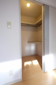 【収納】 | シャーメゾン穴川 | 同タイプの別室画像です　現況優先でご了承ください