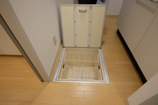 【収納】 | シャーメゾン穴川 | 同タイプの別室画像です　現況優先でご了承ください