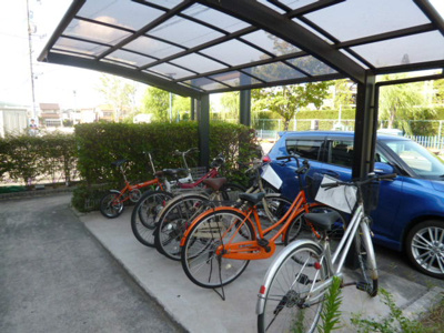 【その他共用部分】 | ボンブランセ | 自転車置き場