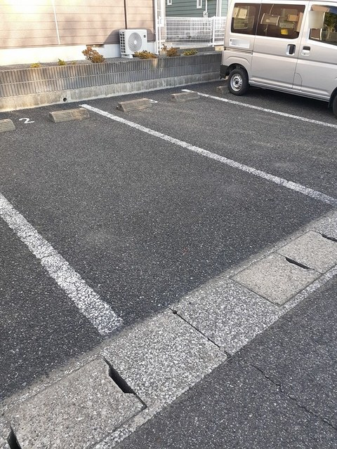 レモンハートⅡの駐車場