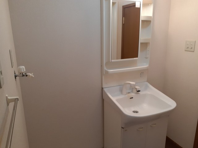 アヴニールⅥの洗面所