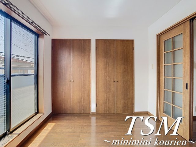 ヴレ・ロワイヤルの洋室