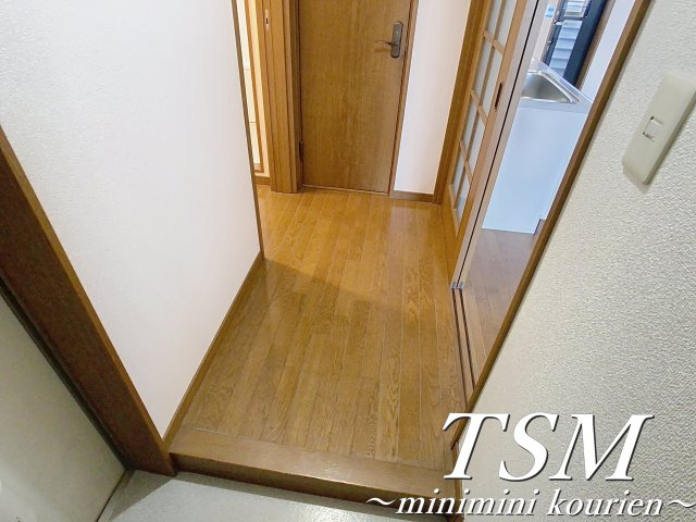 ヴレ・ロワイヤルの玄関