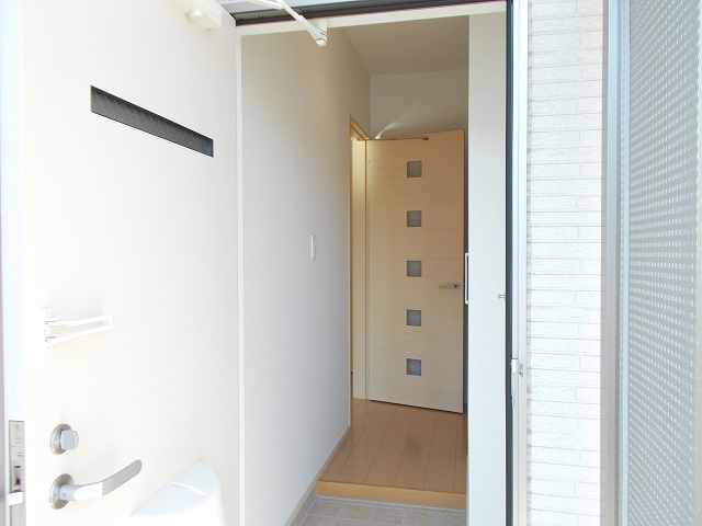 カーサ　アルバーダAの玄関