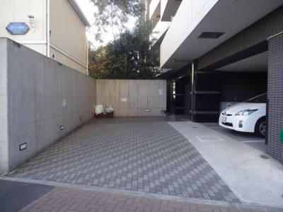 【エントランス】 | ロメック山手日暮里