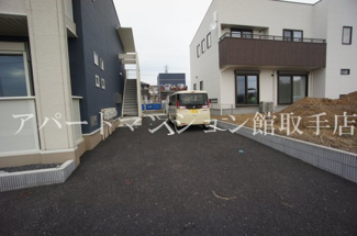 【駐車場】