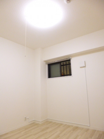 ホワイトプラザの洋室