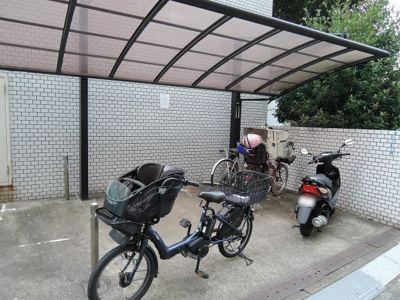 【その他共用部分】 | グローリア初穂湘南六浦 | 駐輪場