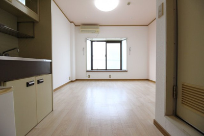 【洋室】 | アリタマンション長瀬
