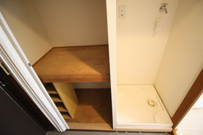 【玄関】 | アリタマンション長瀬 | ☆玄関収納＆室内洗濯機置き場☆