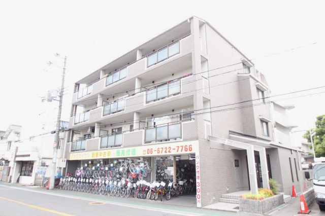 東大阪市中小阪２丁目の賃貸マンションの外観