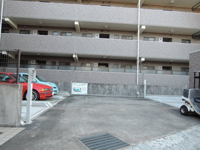 【駐車場】 | 日吉南パーク・ホームズ四番館 | 駐車場