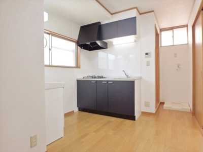【居間・リビング】 | 多摩ハイツＢ棟 | リフォーム済みのきれいなお部屋です！