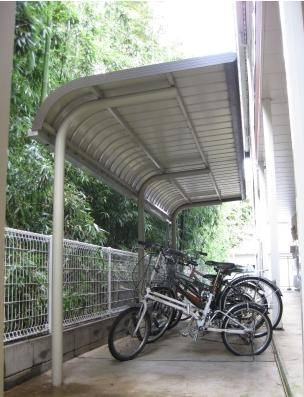 【その他共用部分】 | レオネクストサンシティーⅢ | 屋根付き駐輪場