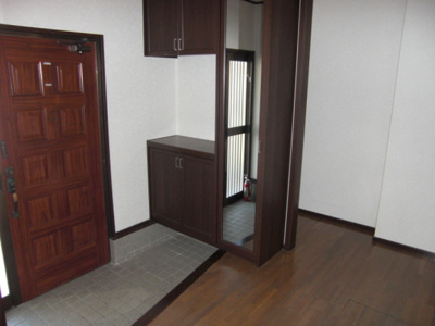 【玄関】 | 片峰中央戸建て