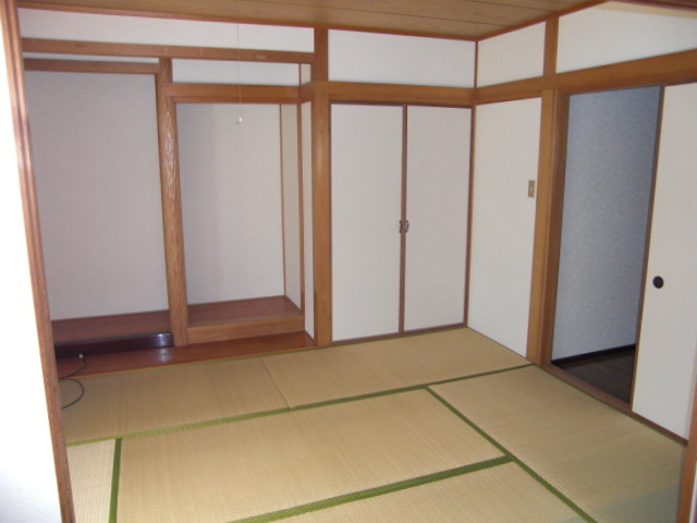 【和室】 | 片峰中央戸建て