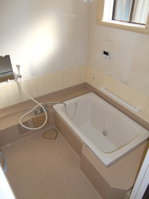 【浴室】 | 片峰中央戸建て