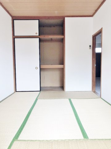 セントラルメゾン茂原の和室