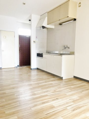 セントラルメゾン茂原の居間・リビング