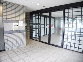 【エントランス】