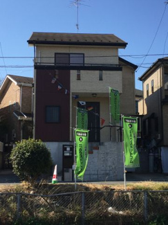 【外観】 | 「さいたま市緑区宮本1丁目　リフォーム済オール電化中古住宅」のここがイチオシ！掃除がラクラクなIHクッキングヒーターならお料理も楽しめます。