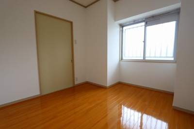 【洋室】 | エステマール | 洋5帖