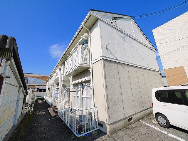 ファミール北郡山の外観|外観もきれいです