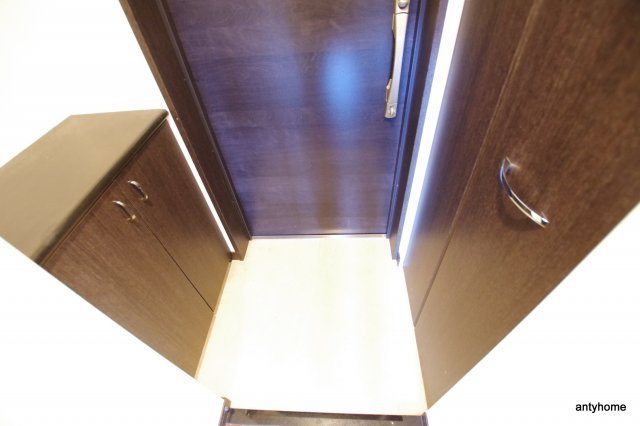 ライジングコート梅田サンライズ　仲介手数料無料の玄関