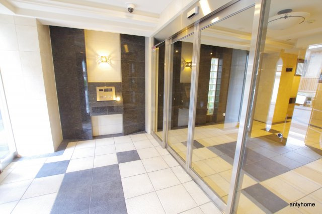 ライジングコート梅田サンライズ　仲介手数料無料のエントランス