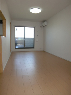 【居間・リビング】 | メルシーガーデン坂本