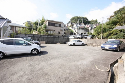 【外観】 | 堀崎駐車場第２ | 堀崎第２駐車場　　　リサイクルショップ楽市さんの裏です。