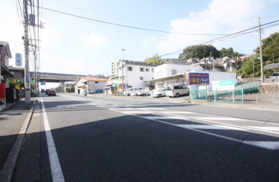 【周辺】 | 堀崎駐車場第２ | 堀崎第２駐車場　　　リサイクルショップ楽市さんの裏です。