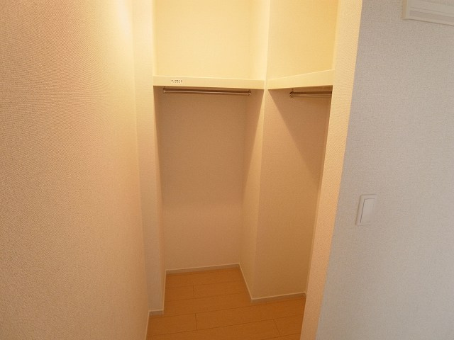 クラベール弐番館の収納