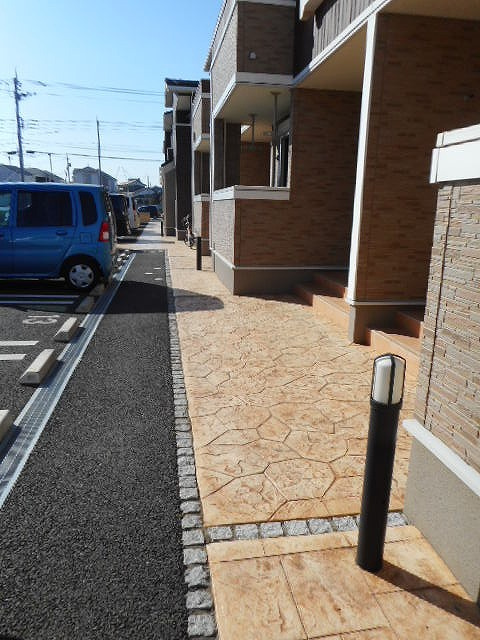 クラベール弐番館のエントランス