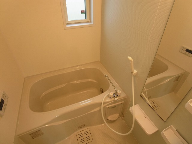 クラベール弐番館の浴室