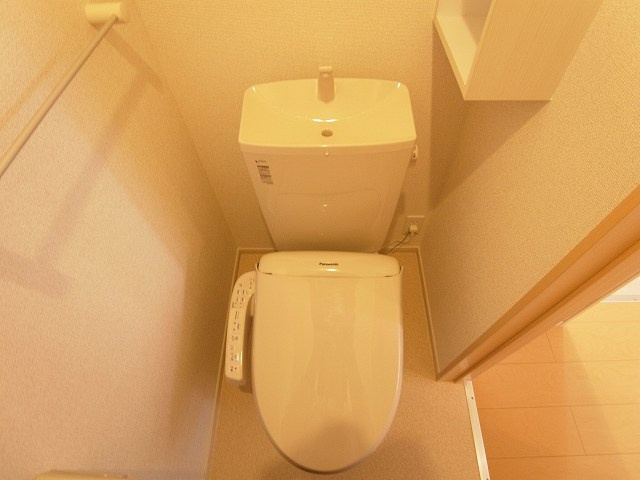 クラベール弐番館のトイレ