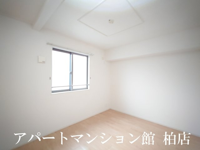 ファウストⅡの洋室
