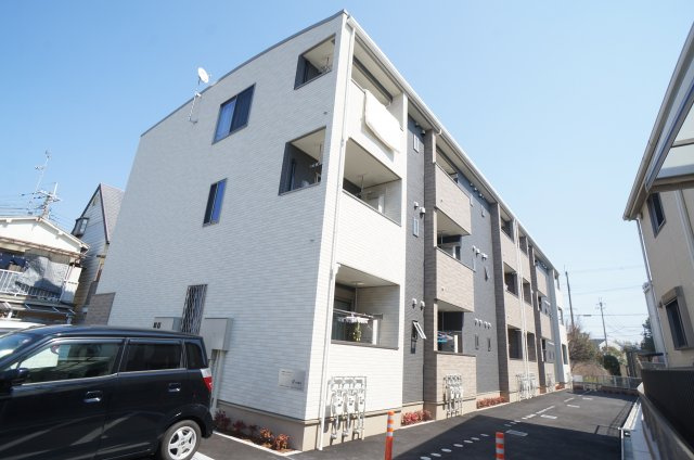 グラース宝塚の外観