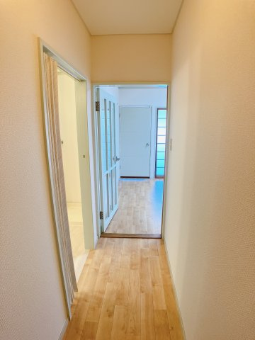 サンシャイン富士ケ丘の玄関
