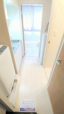 【玄関】 | ツリーサイド | ※建具の色は異なる場合がございます。