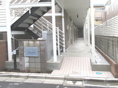 【エントランス】 | ツリーサイド