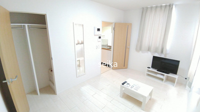 【居間・リビング】 | ツリーサイド | ※室内建具の色は異なる場合がございます