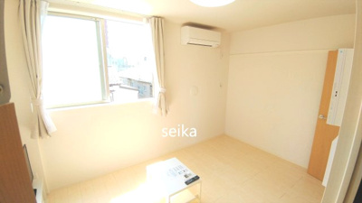 【内装】 | ツリーサイド | ※室内建具の色は異なる場合がございます