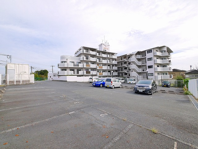 メゾン白光ヶ丘の駐車場|駐車場完備です